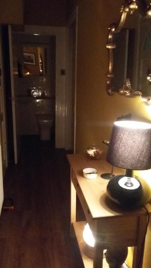 Edinburgh Two Bedroom Apartment With Free Side Street Parking 24 Hours Kültér fotó