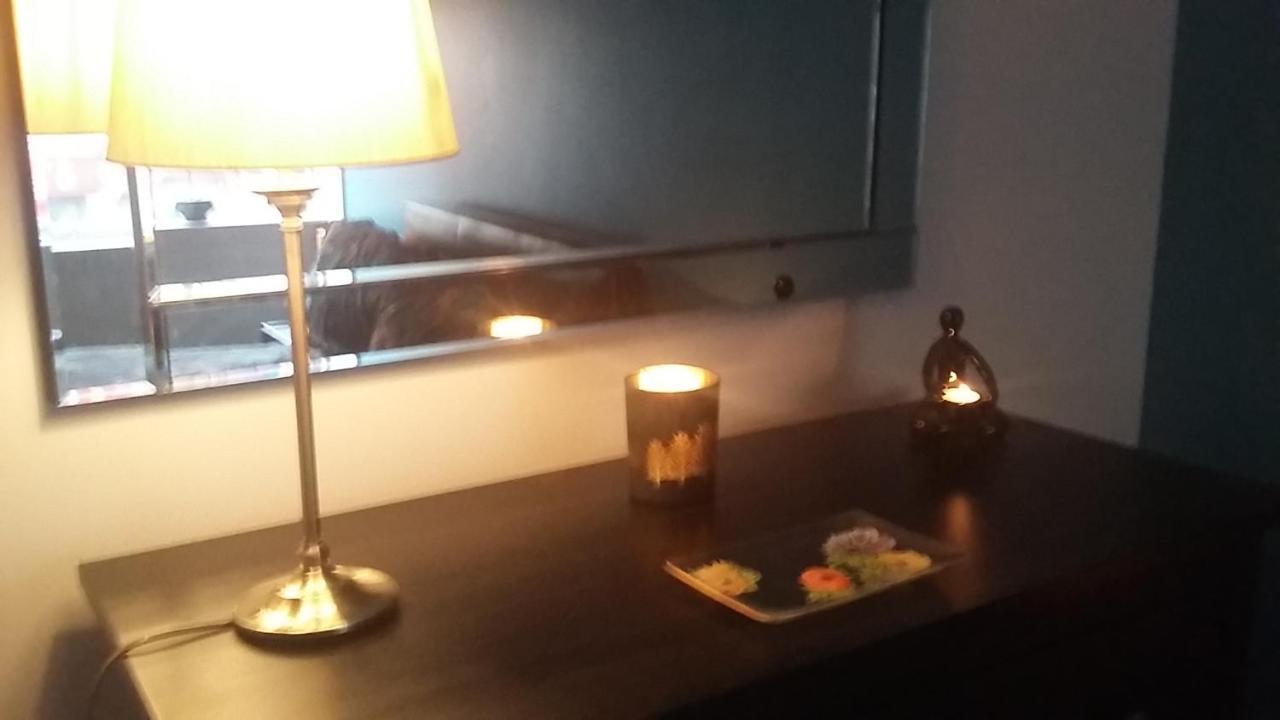Edinburgh Two Bedroom Apartment With Free Side Street Parking 24 Hours Kültér fotó